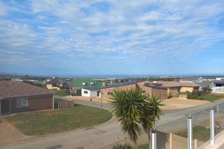 5 Bedroom Property for Sale in Stilbaai Wes Western Cape